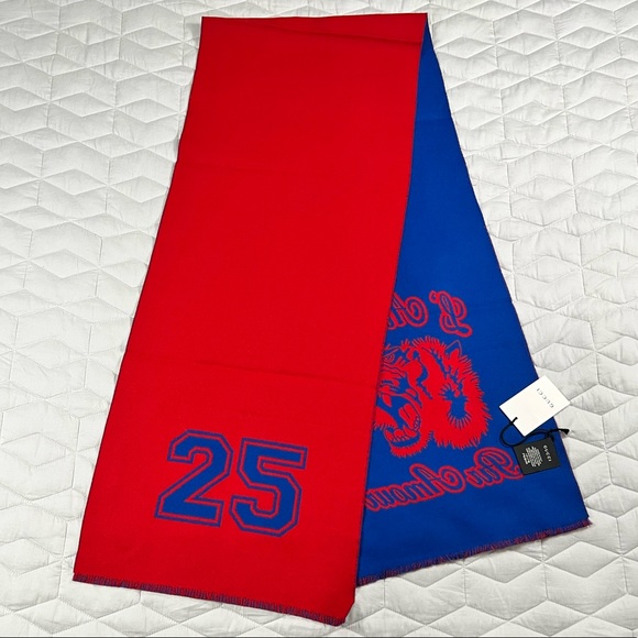 🧣GUCCI PAR AMOUR SCARF🧣 - Picture 7 of 10